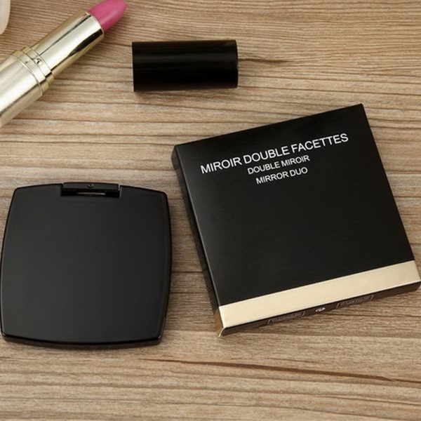 Double Side Makeup Mirror Portable Small Cute Mirror With One Magnifying Mirror And One Normal Mirror