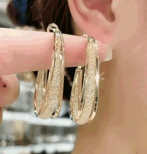 Hollow Out Oval Earrings